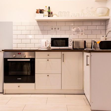 Klau33 Apartment In Party District Будапеща Екстериор снимка