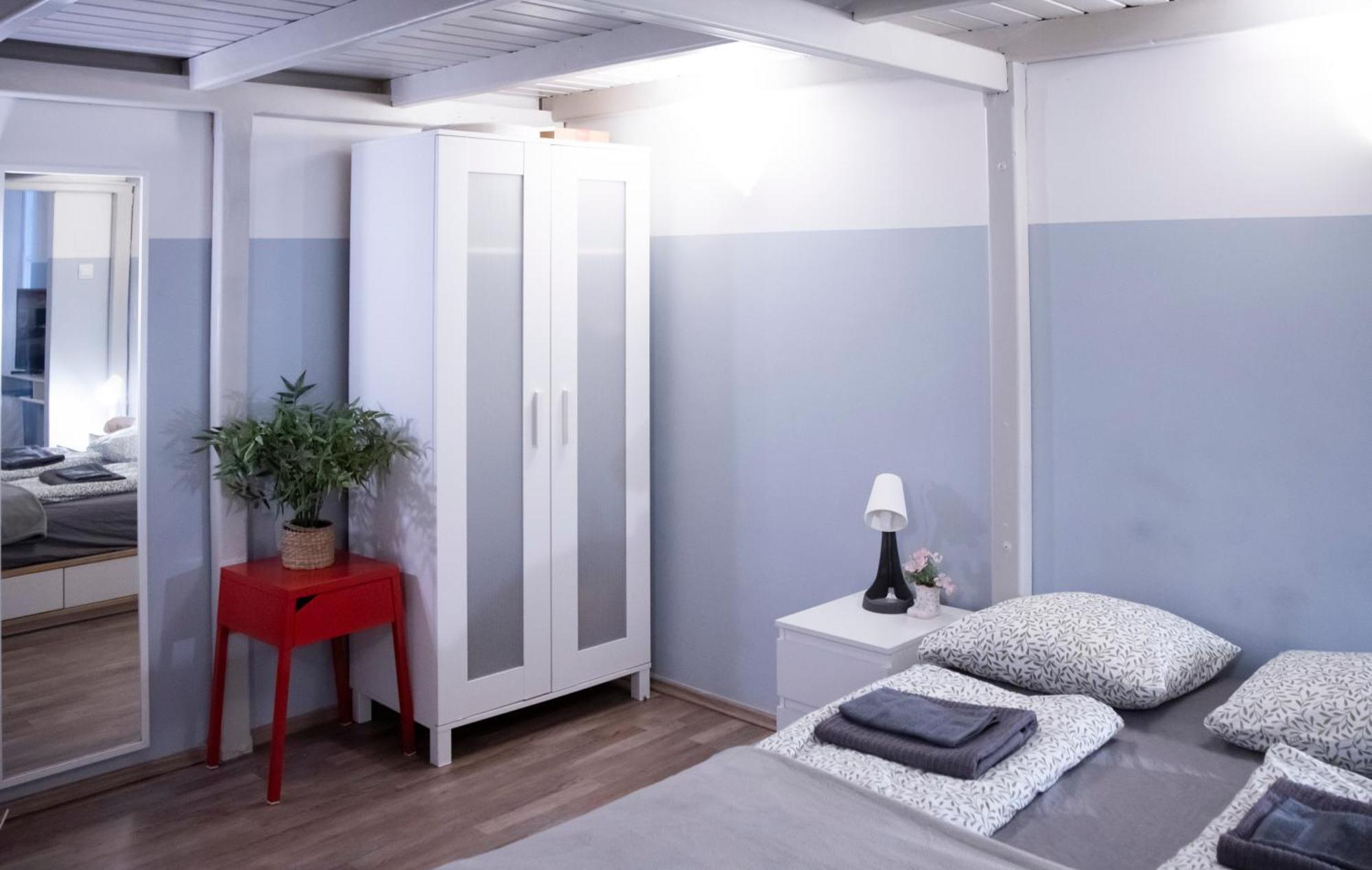 Klau33 Apartment In Party District Будапеща Екстериор снимка