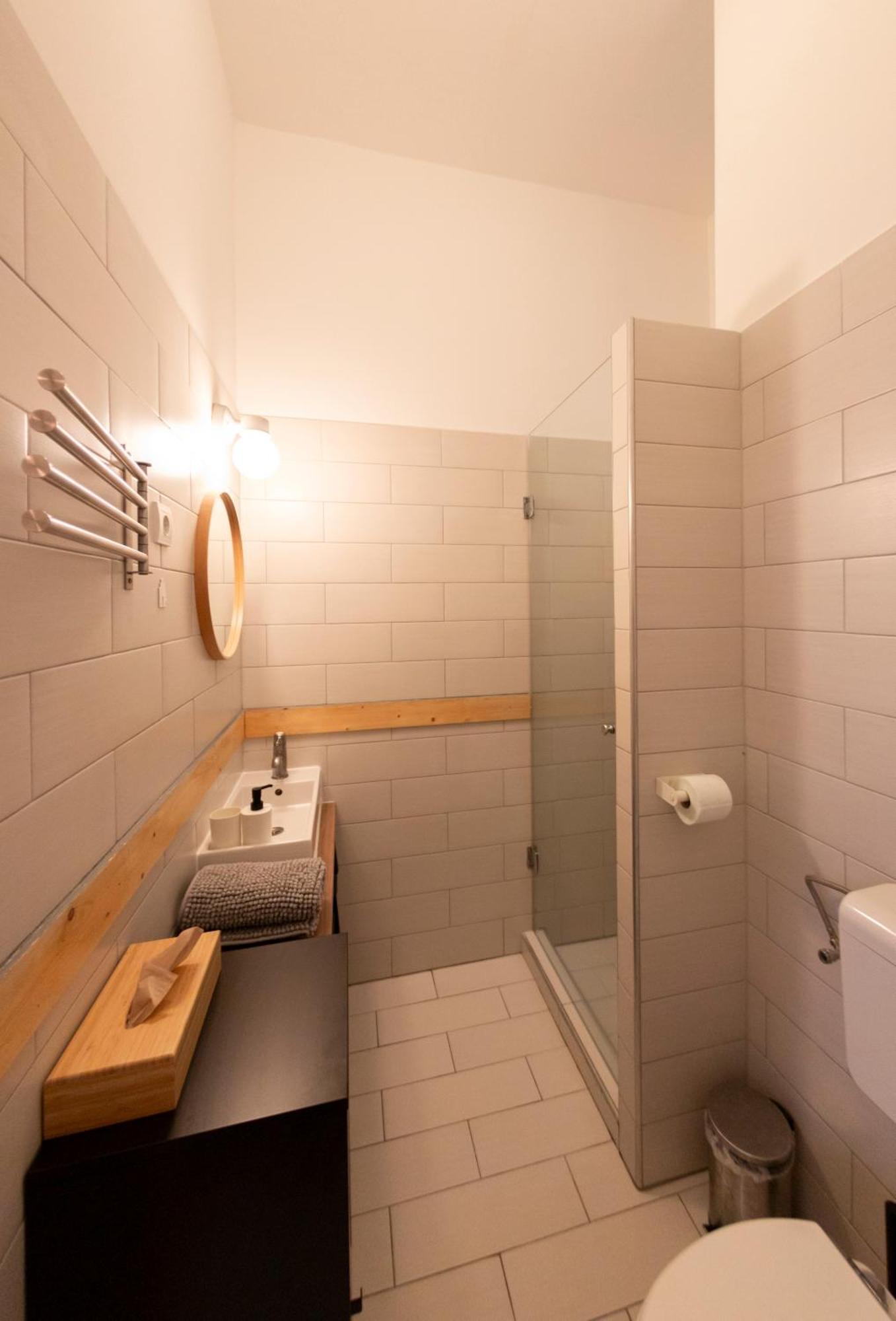 Klau33 Apartment In Party District Будапеща Екстериор снимка