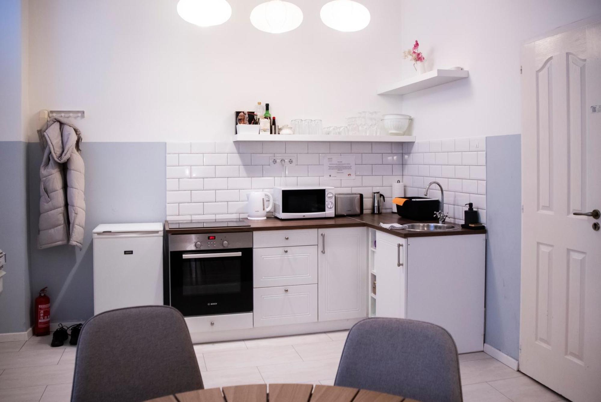Klau33 Apartment In Party District Будапеща Екстериор снимка
