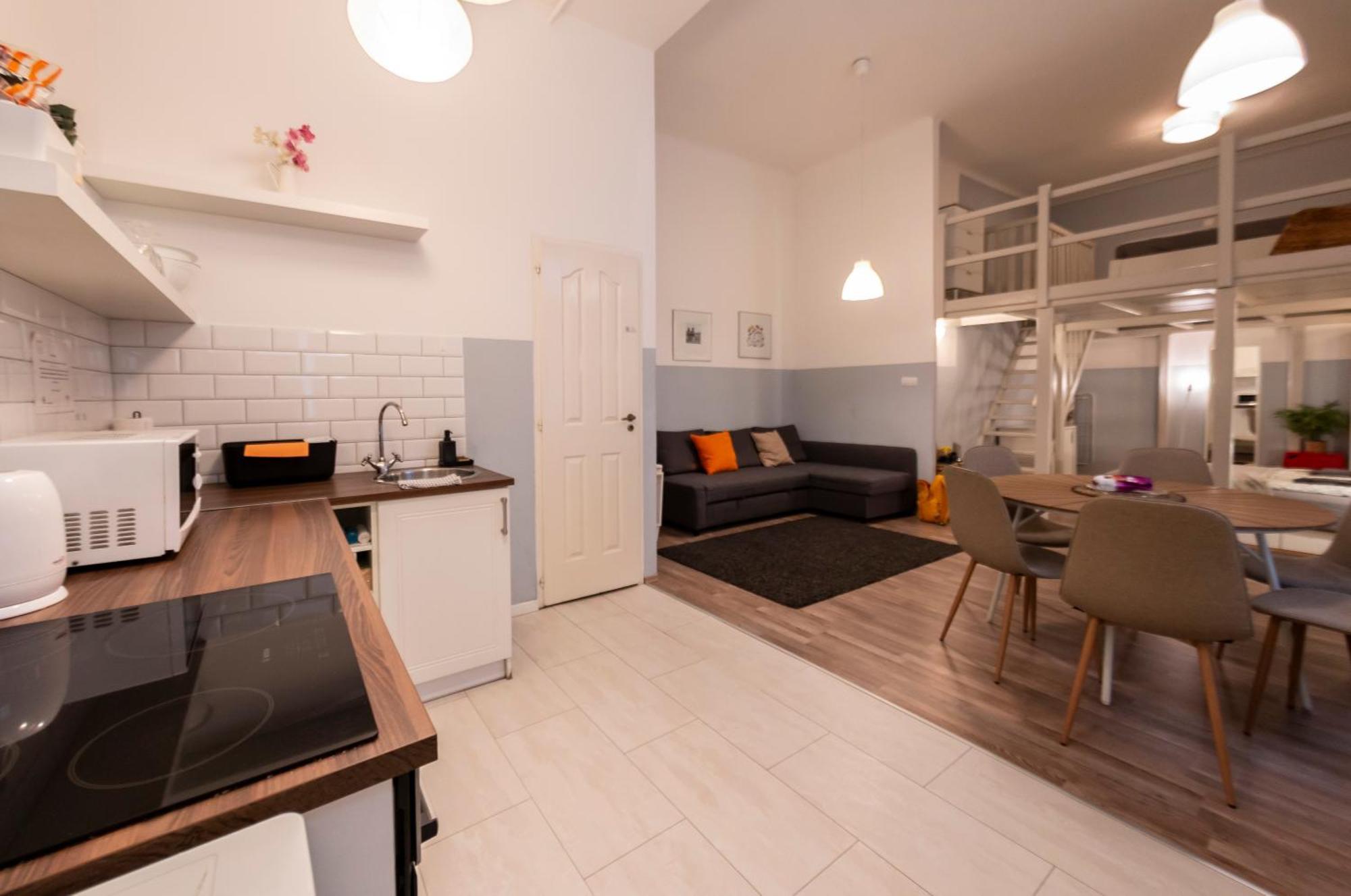 Klau33 Apartment In Party District Будапеща Екстериор снимка