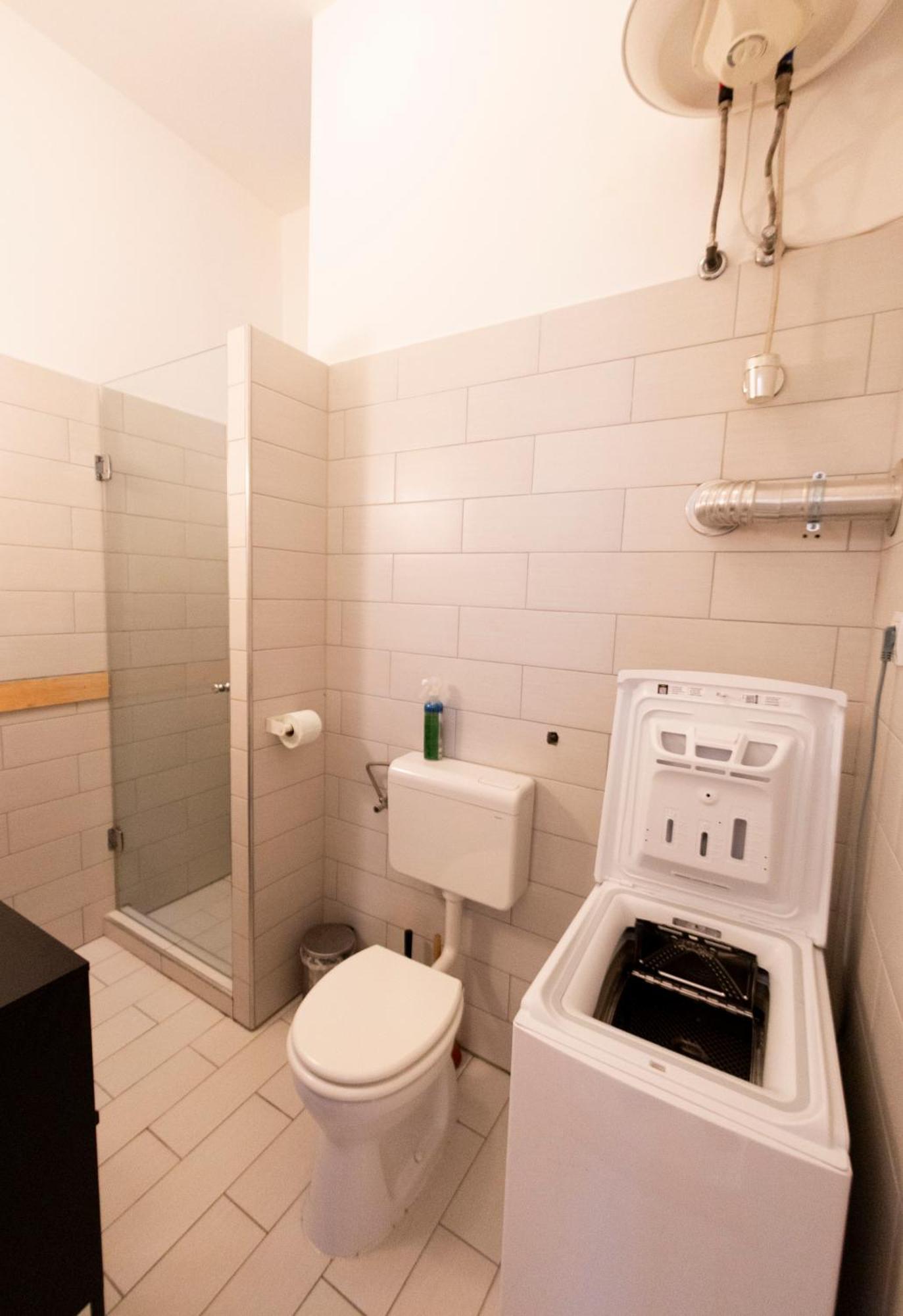 Klau33 Apartment In Party District Будапеща Екстериор снимка